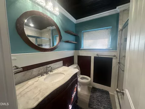 Bath - 730 E Southerland St, Wallace, NC 28466 photo 1 of 4