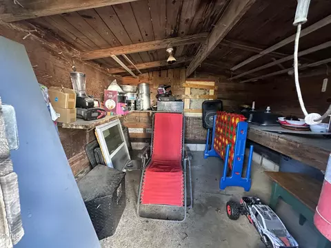 Exterior - 730 E Southerland St, Wallace, NC 28466 photo 4 of 16