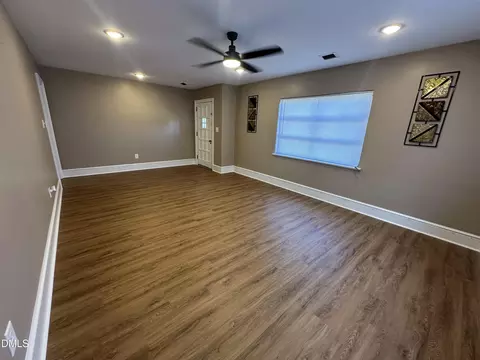 Living - 730 E Southerland St, Wallace, NC 28466 photo 8 of 8
