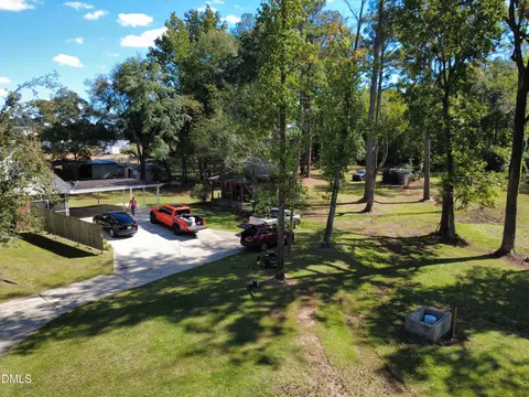 Exterior - 730 E Southerland St, Wallace, NC 28466 photo 9 of 16