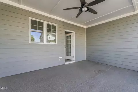 Exterior - 988 Gateway Commons Cir, Wake Forest, NC 27587 photo 4 of 4