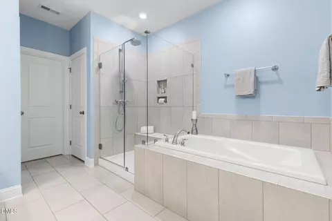 Bath - 252 Two Creeks Loop, Chapel Hill, NC 27517 photo 3 of 4