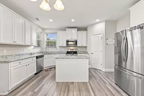 Kitchen - 2170 Campbell Loop, Burlington, NC 27215 photo 1 of 5