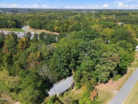 View/Area - 2170 Campbell Loop, Burlington, NC 27215 photo 10 of 11