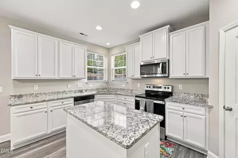 Kitchen - 2170 Campbell Loop, Burlington, NC 27215 photo 4 of 5