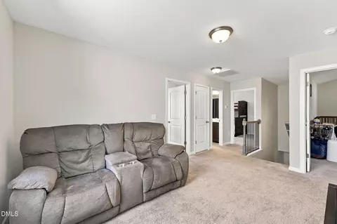 Entry Way - 2170 Campbell Loop, Burlington, NC 27215 photo 2 of 2