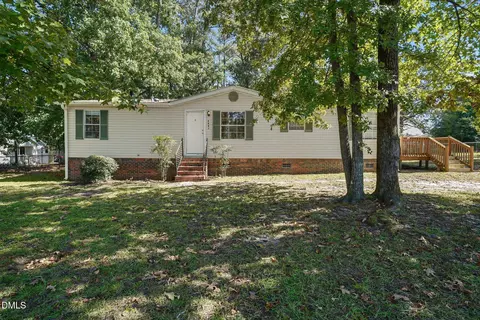 8885 Cliffdale Rd, Fayetteville, NC 28314