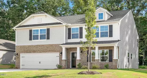 2707 Luxborough Ln, Mebane, NC 27302
