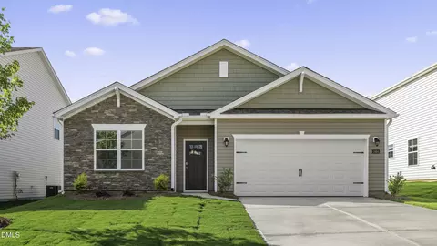 2724 Luxborough Ln, Mebane, NC 27302