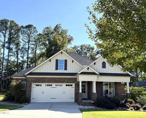 3605 Bentwinds Bluffs Ln, Fuquay Varina, NC 27526