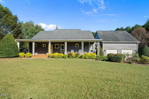 9701 Oakley Rd, Zebulon, NC 27597