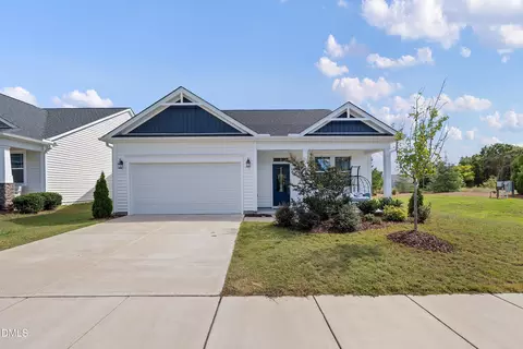 710 Briar Gate Dr, Holly Springs, NC 27540