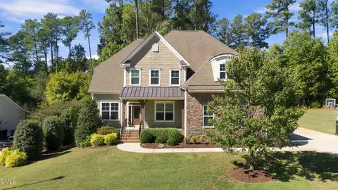 5000 Darcy Woods Ln, Fuquay Varina, NC 27526