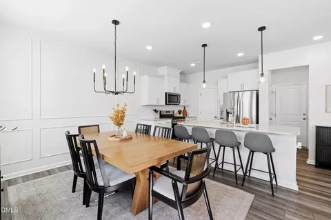 527 Glen Clova Dr, Raleigh, NC 27603