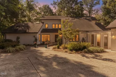 120 Donegal Dr, Chapel Hill, NC 27517
