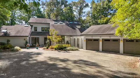 120 Donegal Dr, Chapel Hill, NC 27517