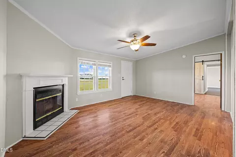 Living - 4144 Suttontown Rd, Faison, NC 28341 photo 2 of 3