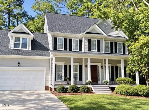 208 Wild Holly Ln, Holly Springs, NC 27540