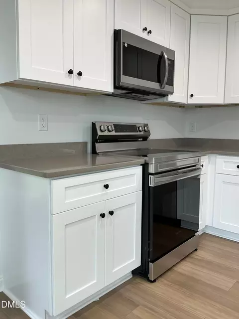 Kitchen - 506 Crump St, Smithfield, NC 27577 photo 5 of 6