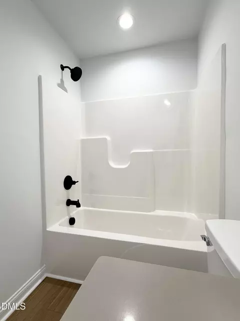 Bath - 506 Crump St, Smithfield, NC 27577 photo 4 of 4