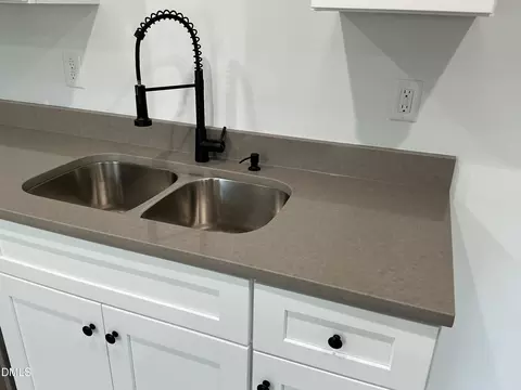 Kitchen - 506 Crump St, Smithfield, NC 27577 photo 4 of 6