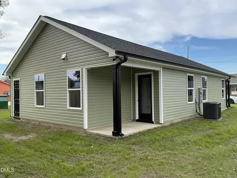 Exterior - 506 Crump St, Smithfield, NC 27577 photo 3 of 3