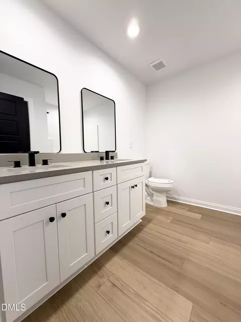 Bath - 506 Crump St, Smithfield, NC 27577 photo 1 of 4