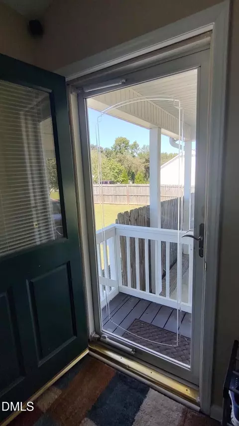 Entry Way - 257 Marshall Ln, Smithfield, NC 27577 photo 1 of 3