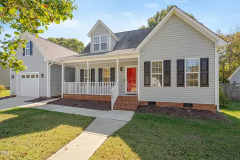 204 Esteban Ct, Mebane, NC 27302