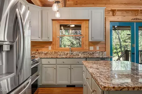 Kitchen - 1086 Hicks Rd, Broadway, NC 27505 photo 3 of 3