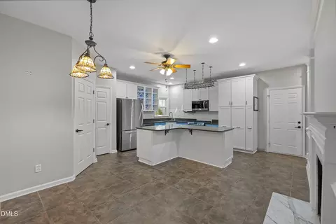 Kitchen - 209 Mcnaughton Ct, Garner, NC 27529 photo 3 of 5