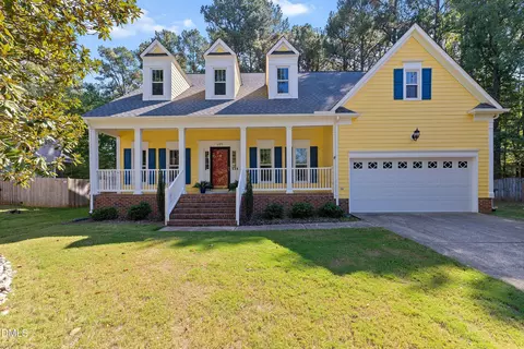 Exterior - 209 Mcnaughton Ct, Garner, NC 27529 photo 2 of 5
