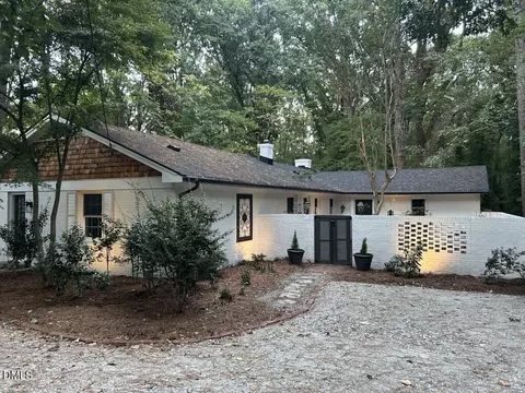 1409 Trailwood Dr, Raleigh, NC 27606