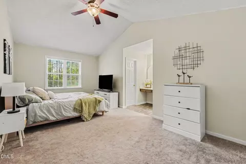 Bedroom - 6100 Willow Crest Ln, Willow Spring, NC 27592 photo 3 of 7