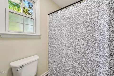 Bath - 6100 Willow Crest Ln, Willow Spring, NC 27592 photo 4 of 4