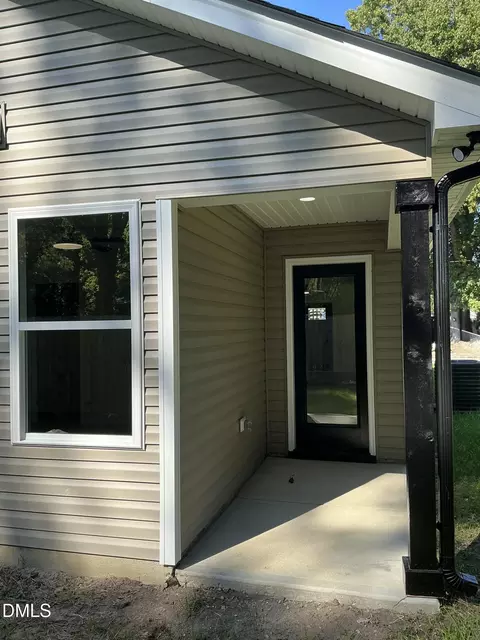 Exterior - 520 Crump St, Smithfield, NC 27577 photo 4 of 4