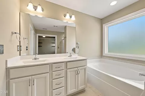 Bath - 113 Thimble Way, Garner, NC 27529 photo 5 of 5