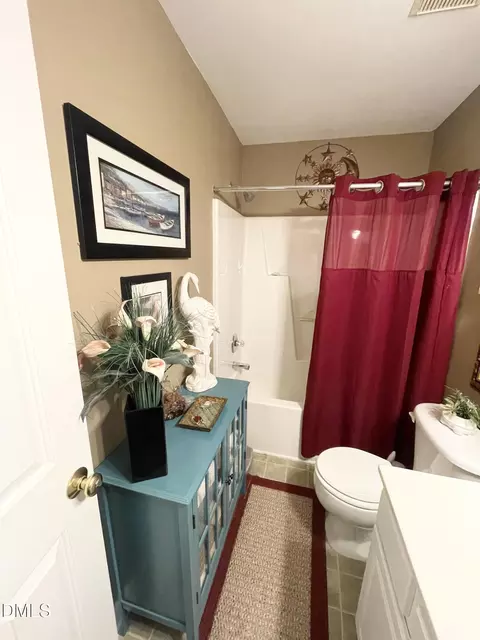 Bath - 309 Sugar Maple Ave, Wake Forest, NC 27587 photo 4 of 4