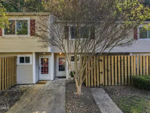 220 Elizabeth St #A2, Chapel Hill, NC 27514