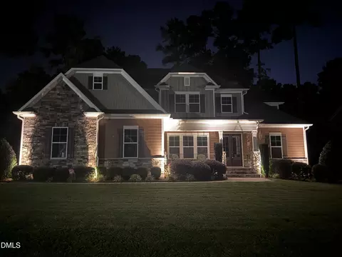 556 Rockport Dr, Clayton, NC 27527