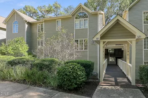 321 J Glen Echo Ln, Cary, NC 27518