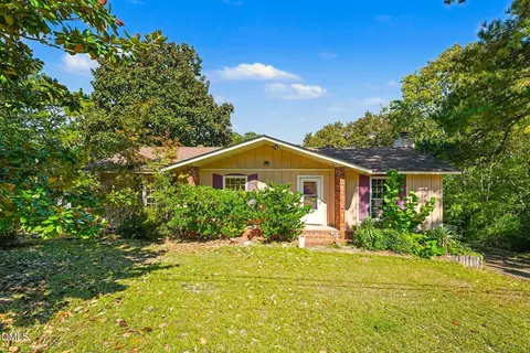 5320 Bluewater Pl, Fayetteville, NC 28311