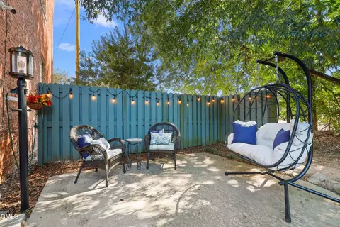 Exterior - 811 Brewer Ave, Wake Forest, NC 27587 photo 2 of 4