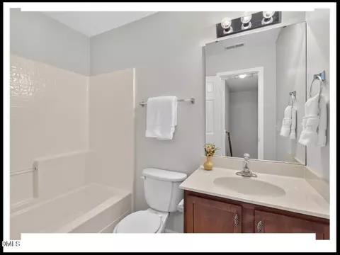 Bath - 2545 Wyntercrest Ln, Durham, NC 27713 photo 7 of 8