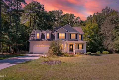 274 Cattle Farm Dr, Raleigh, NC 27603