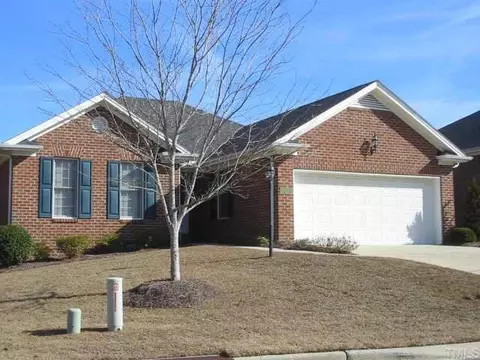 304 Jonquil Ct, Fuquay Varina, NC 27526