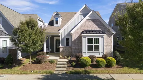 313 Skymont Dr, Holly Springs, NC 27540
