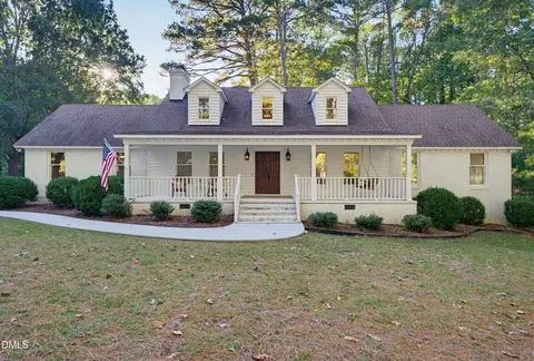 205 Edgewood Dr, Louisburg, NC 27549