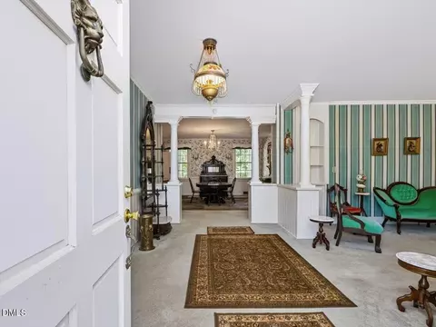 Entry Way - 317 S 2nd St, Smithfield, NC 27577 photo 2 of 5