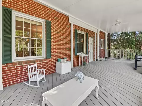 Exterior - 317 S 2nd St, Smithfield, NC 27577 photo 7 of 8